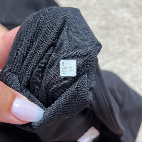 Lululemon Align High-rise mini-flare pant in size 8 Black - Picture 5 of 5